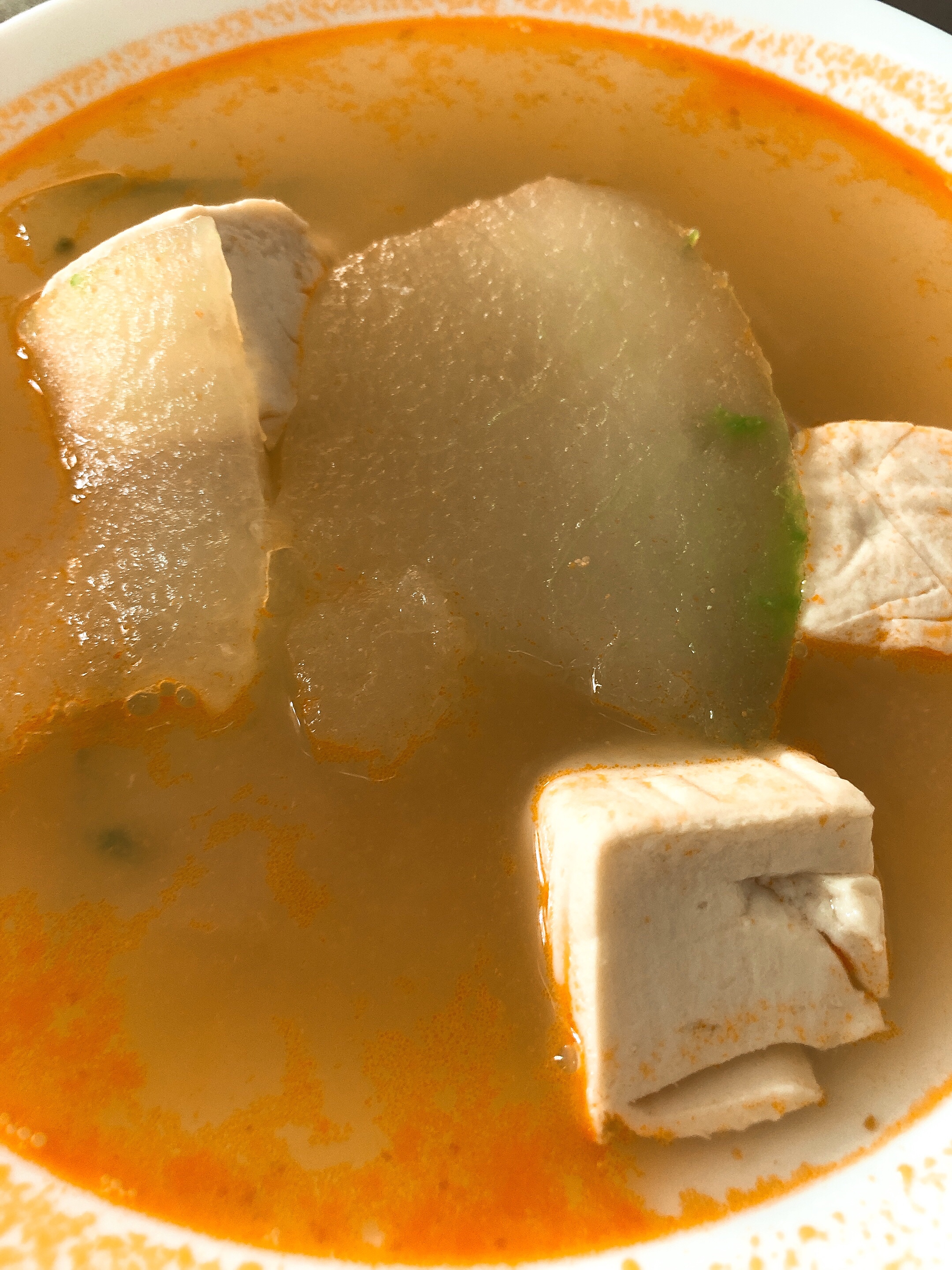 鲜甜虾头冬瓜豆腐汤的做法 步骤5