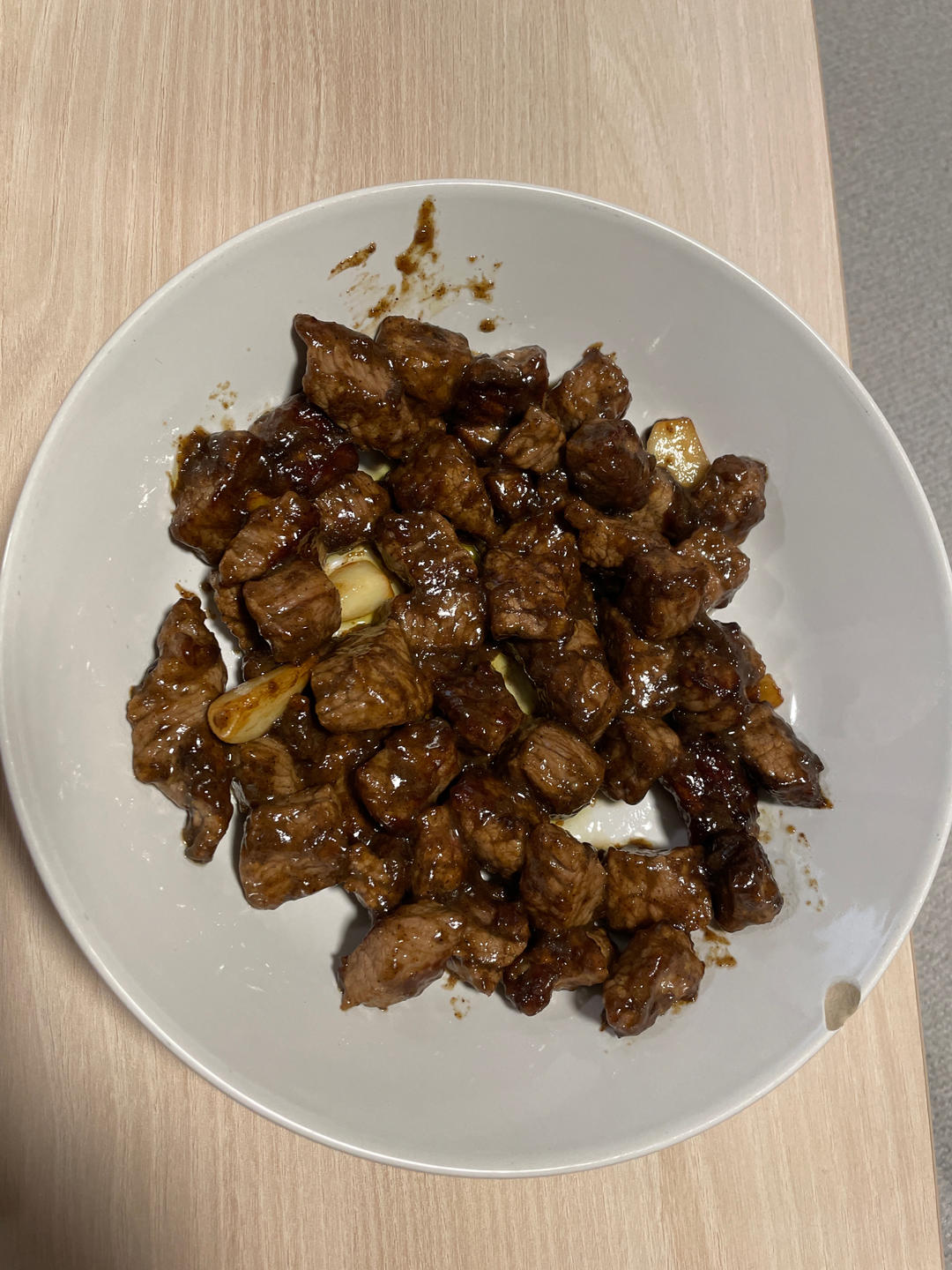 好吃到舔盘的蒜香黑椒牛肉粒