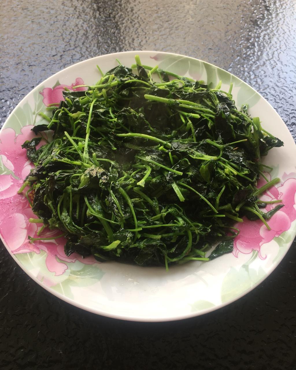 酒香草头(金花菜)
★中国菜★