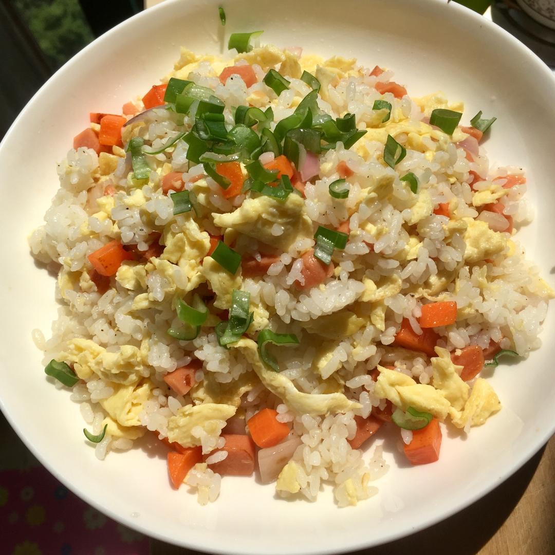 火腿蛋炒饭
