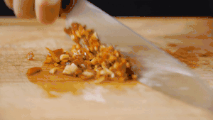 蒜香酱油炒饭-萬字纯酿造的做法 步骤7