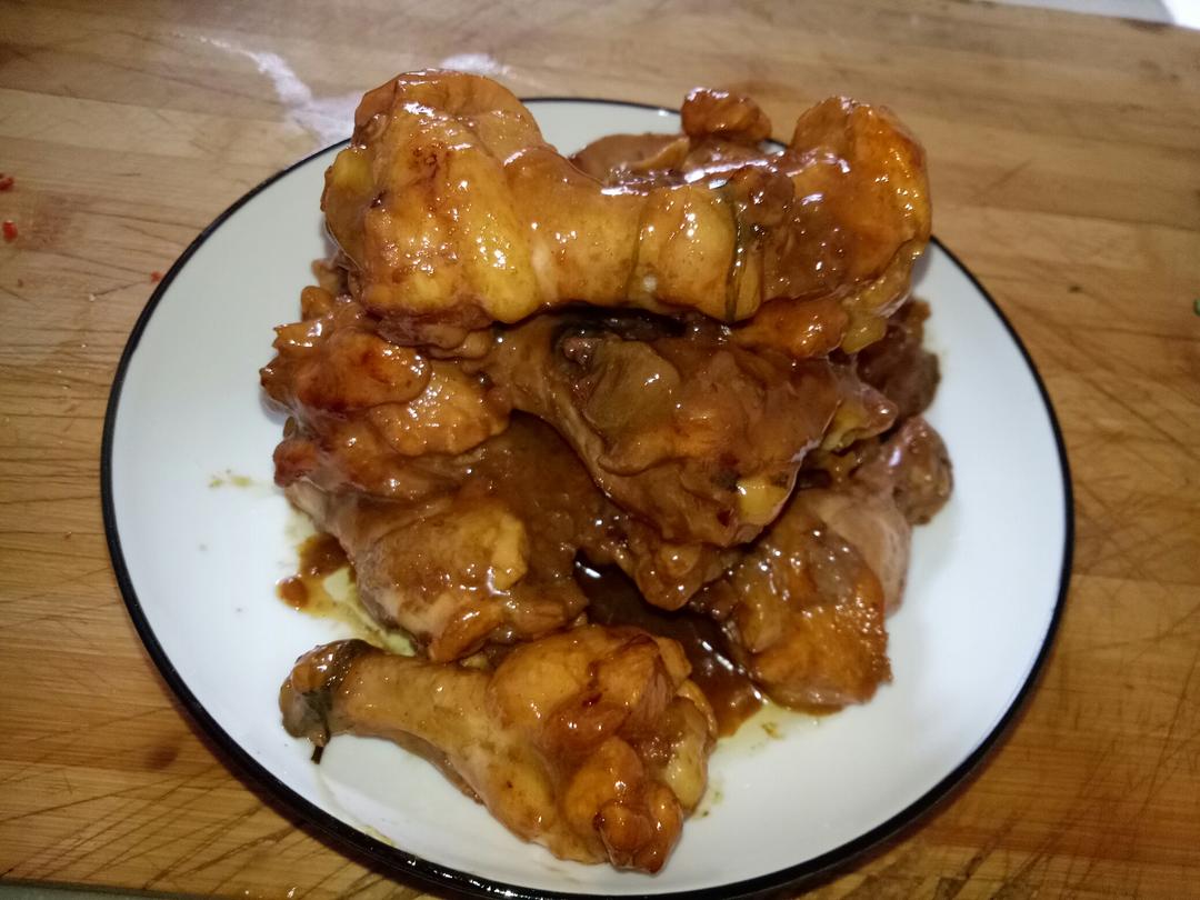 㸆鸡翅根的做法