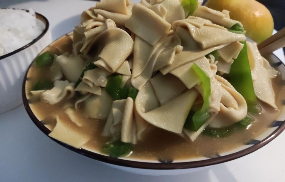 不用厨艺的尖椒干豆腐