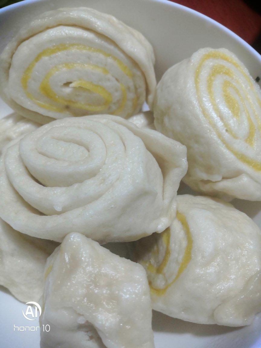 简易椰蓉奶香花卷