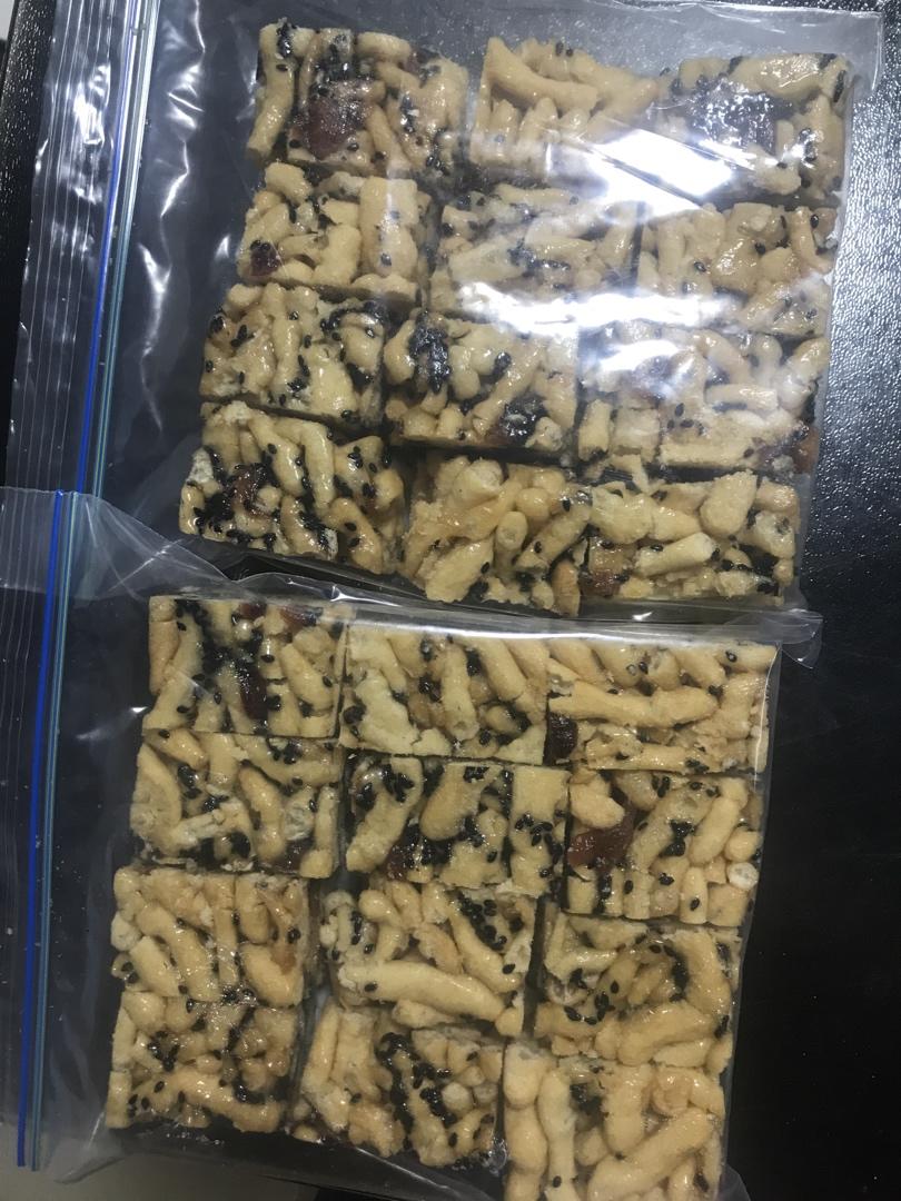 （视频食谱）自制沙琪玛／萨其马