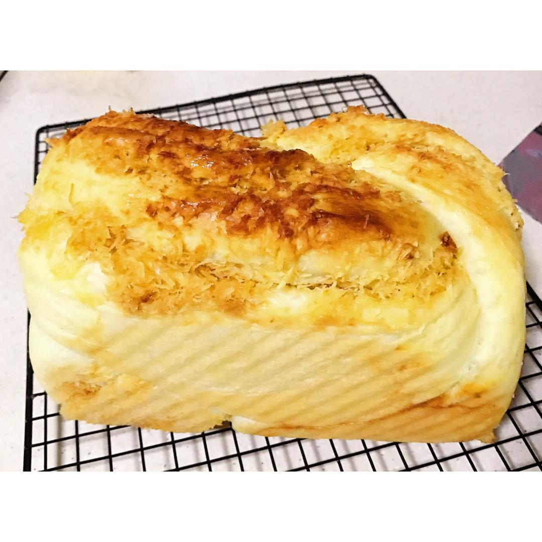 椰蓉吐司面包 Coconut Loaf