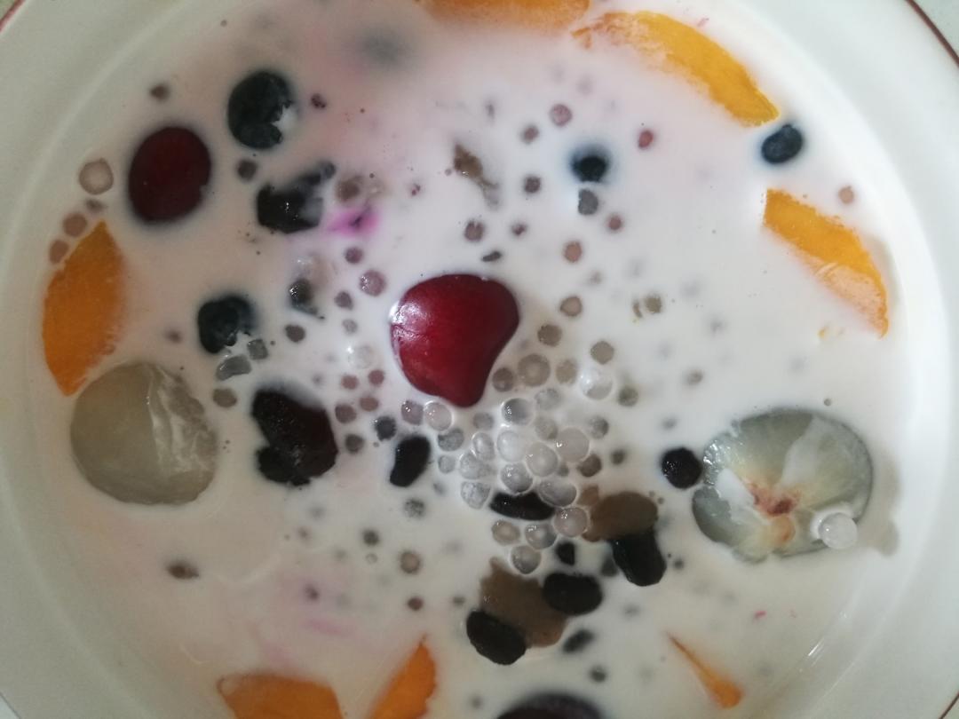 水果什锦西米露