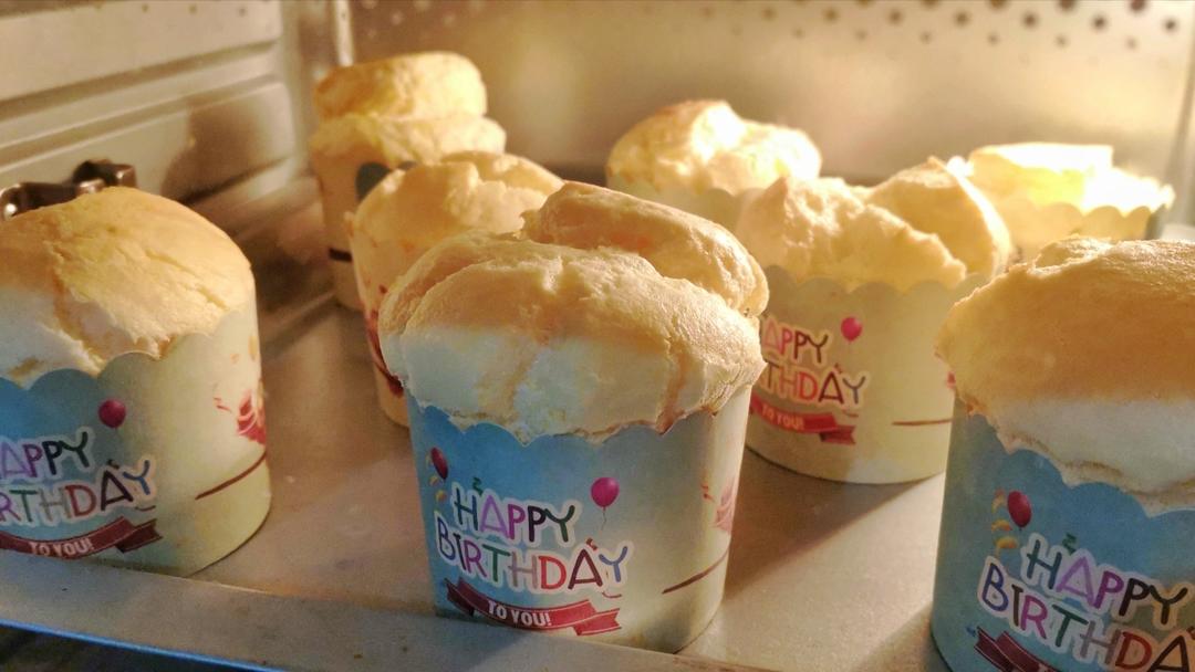 亲爱的杯子蛋糕