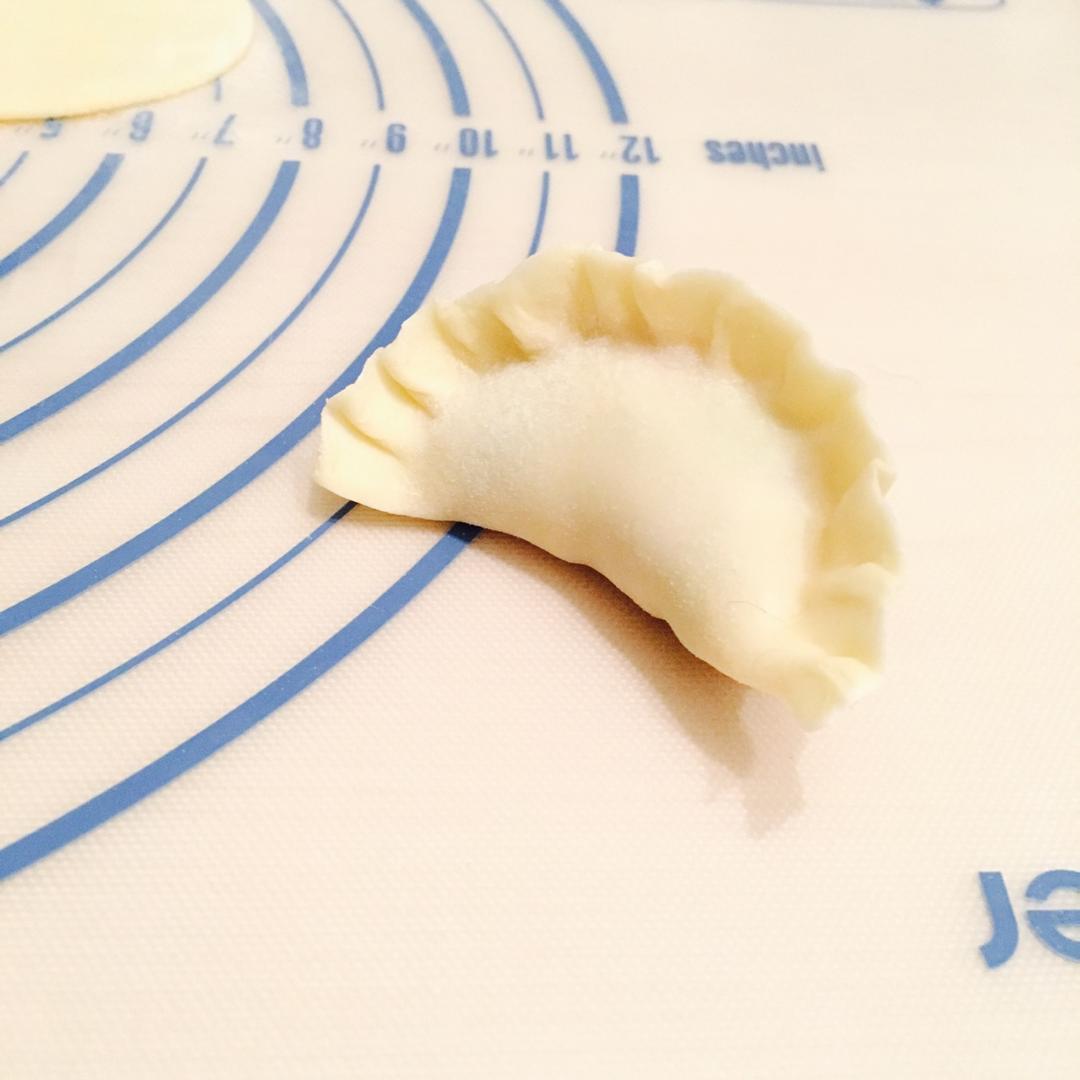 水调面团--冠顶饺子