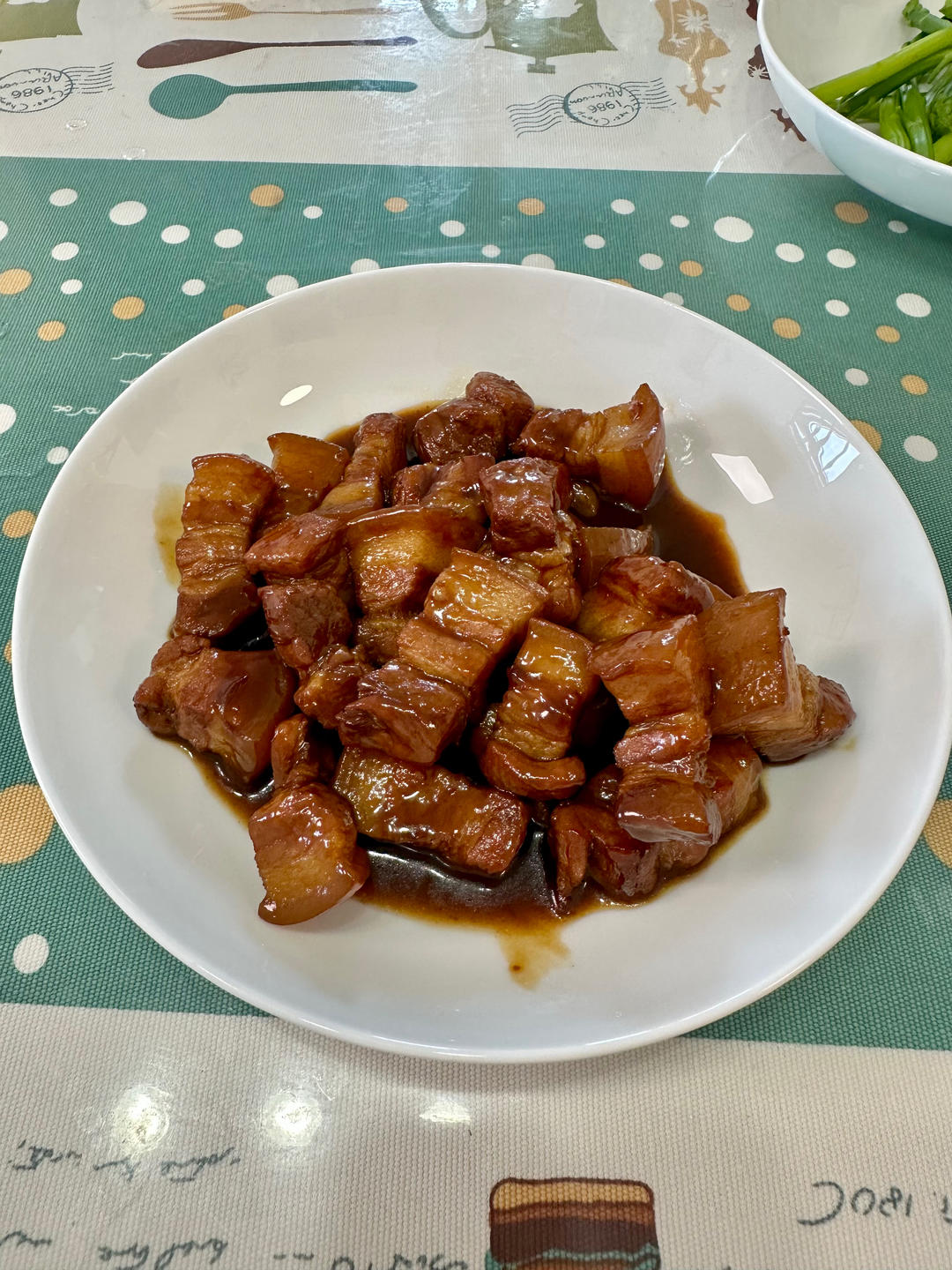 不焯水不放油的家常红烧肉