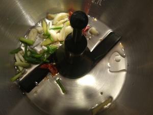 KRUPS厨房机器人版－梭子蟹炒年糕的做法 步骤2