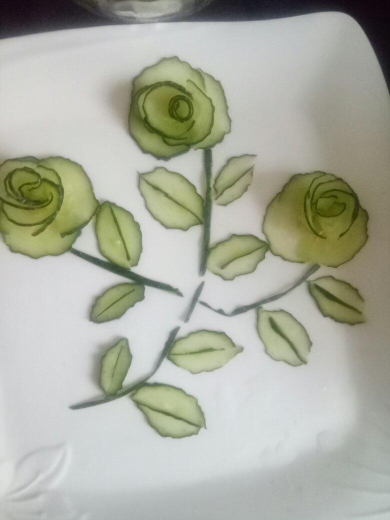 黄瓜玫瑰花(创意小盘饰の十二)