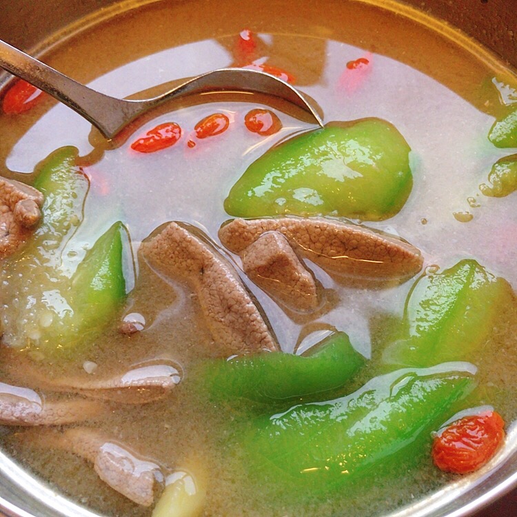 猪肝丝瓜汤的做法