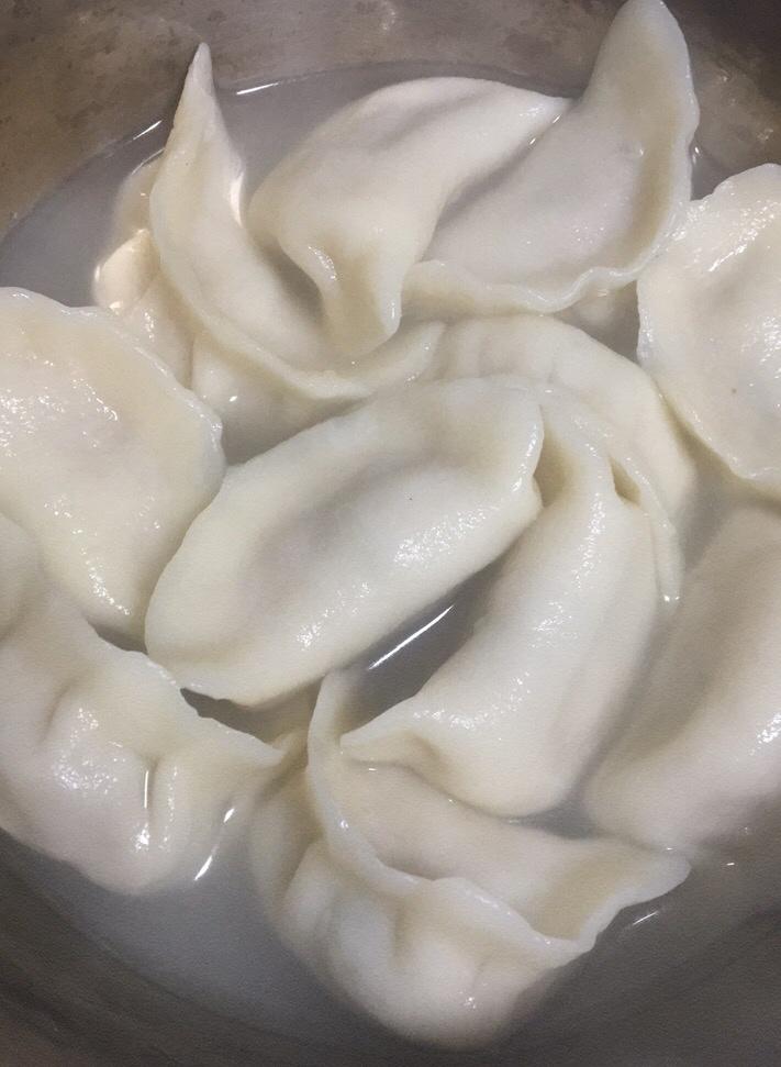 手工揉面三分钟，又韧又薄又好包的饺子皮