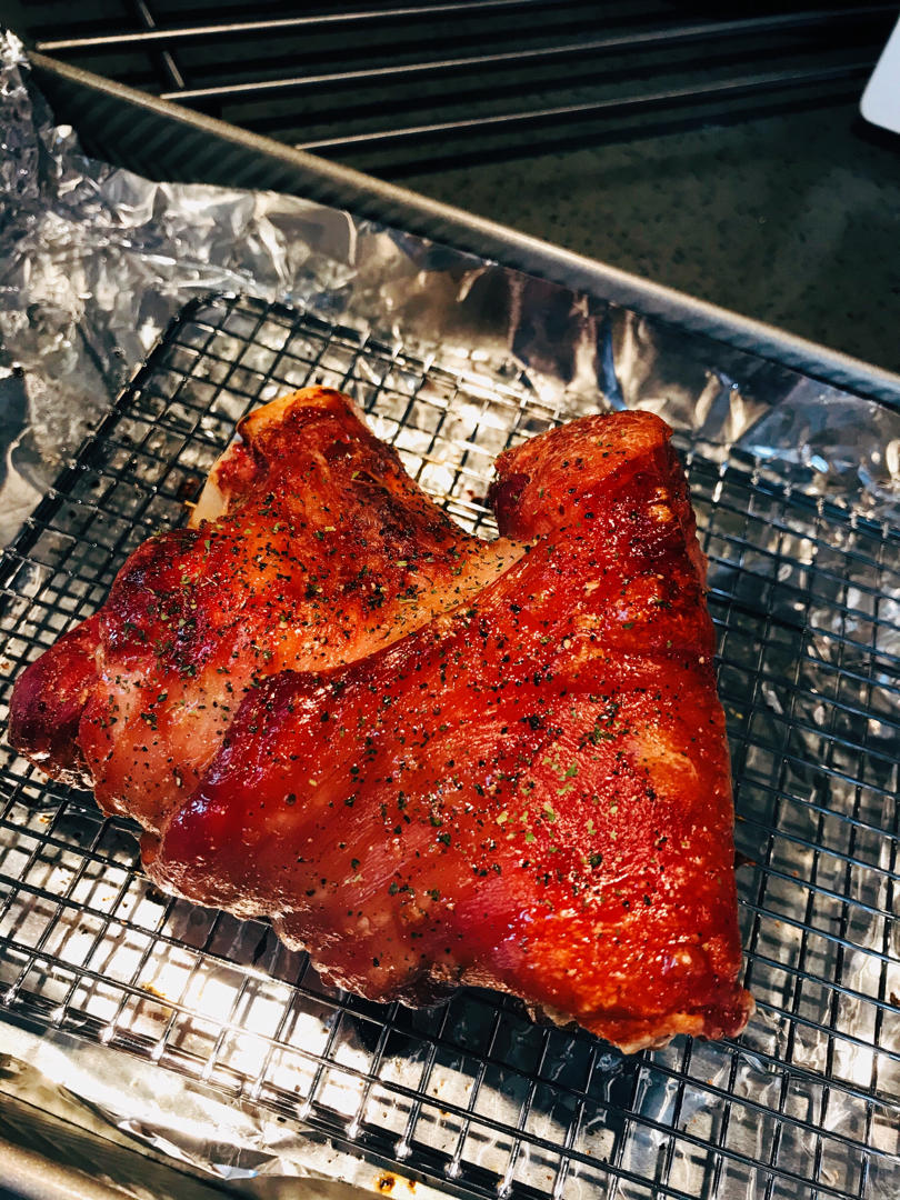 苏逸阳做的德国烤猪肘