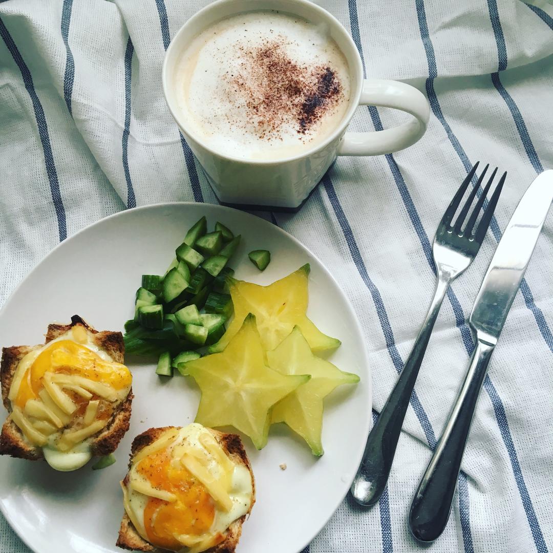 鸡蛋吐司盏的做法