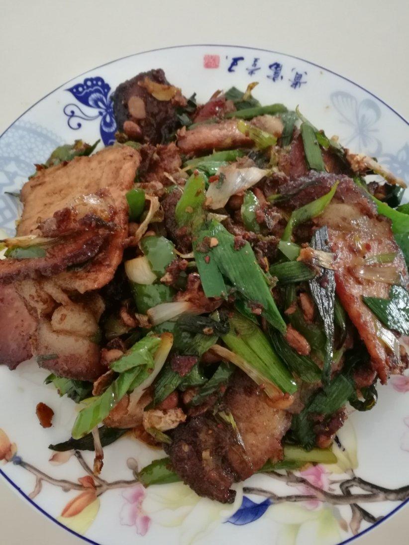 青蒜炒腊肉