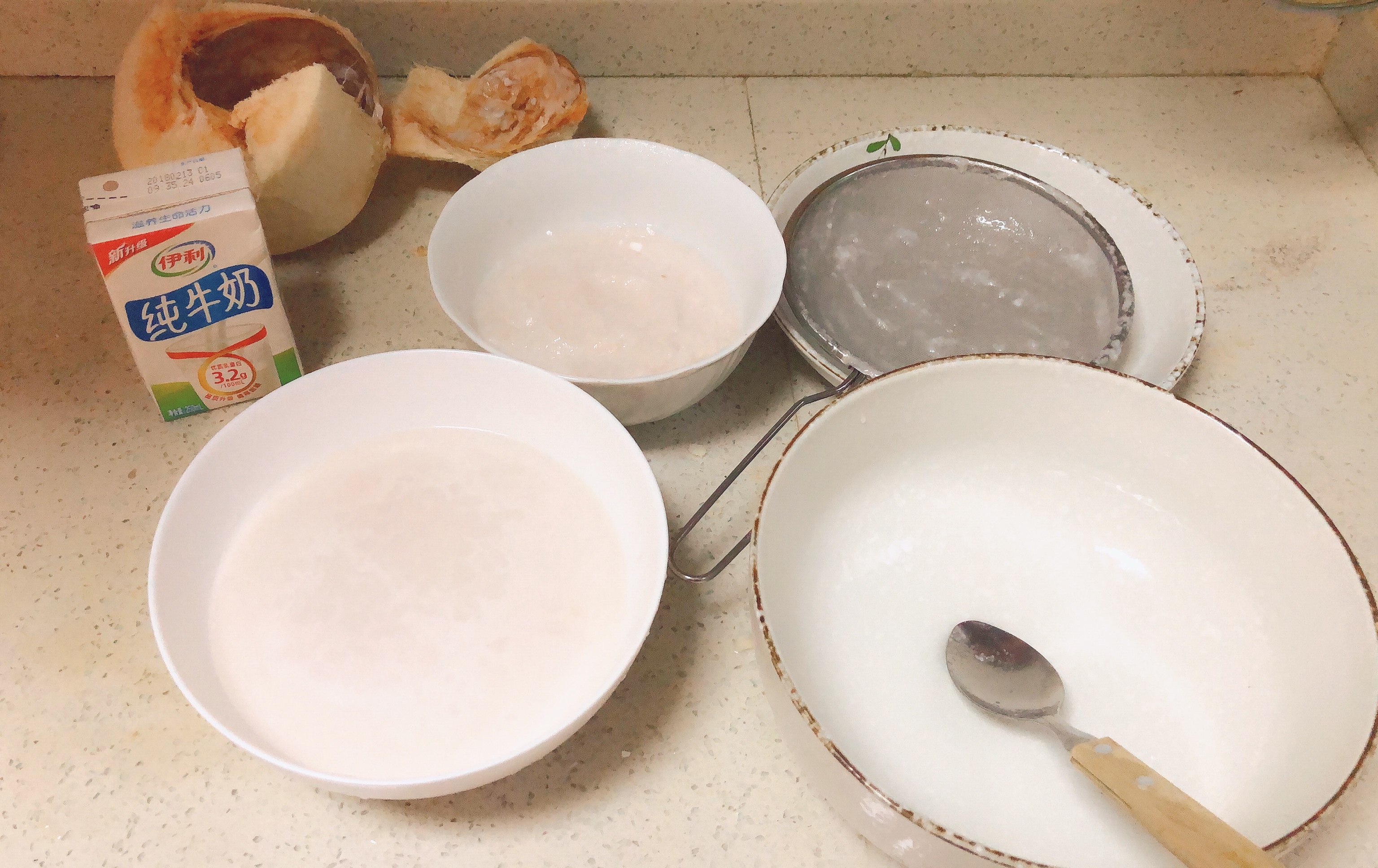 天然椰浆椰奶冻小方的做法 步骤1
