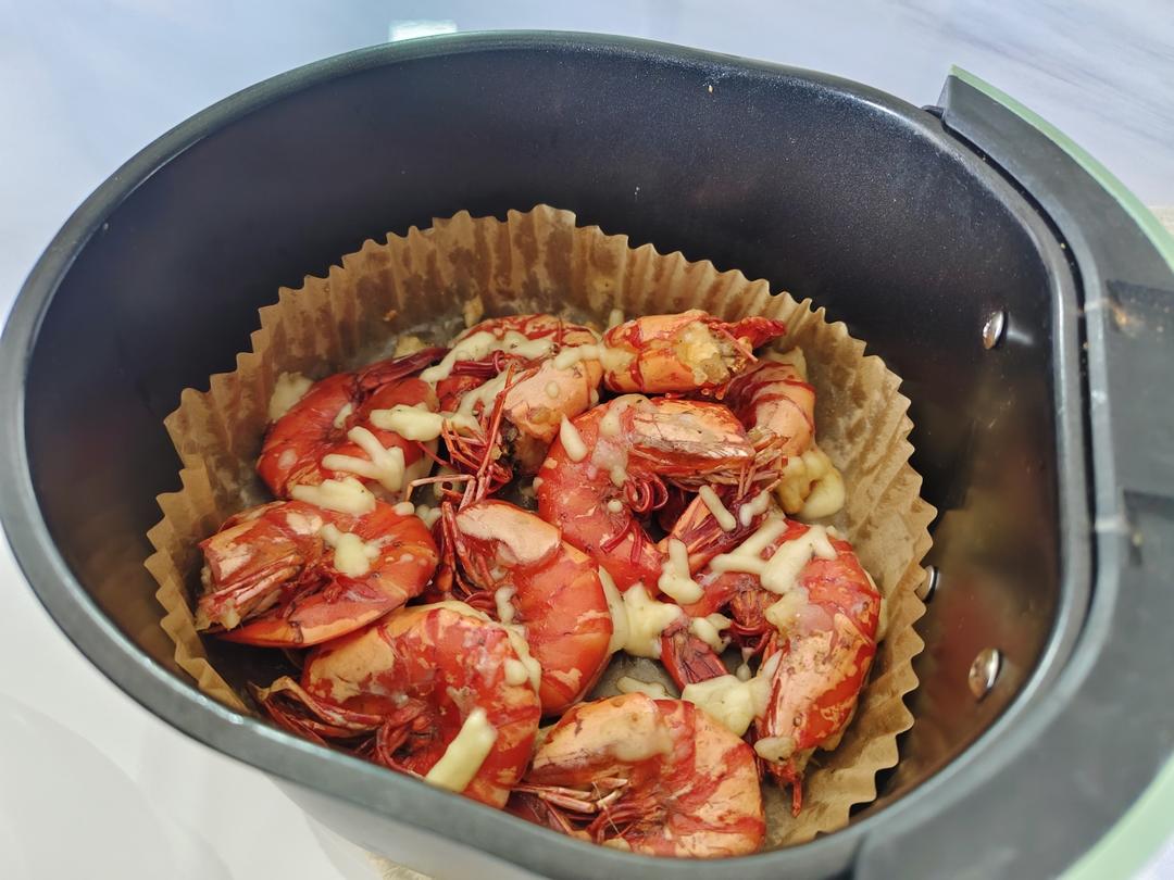 味道那叫一个"赞"--马苏里拉芝士焗大虾