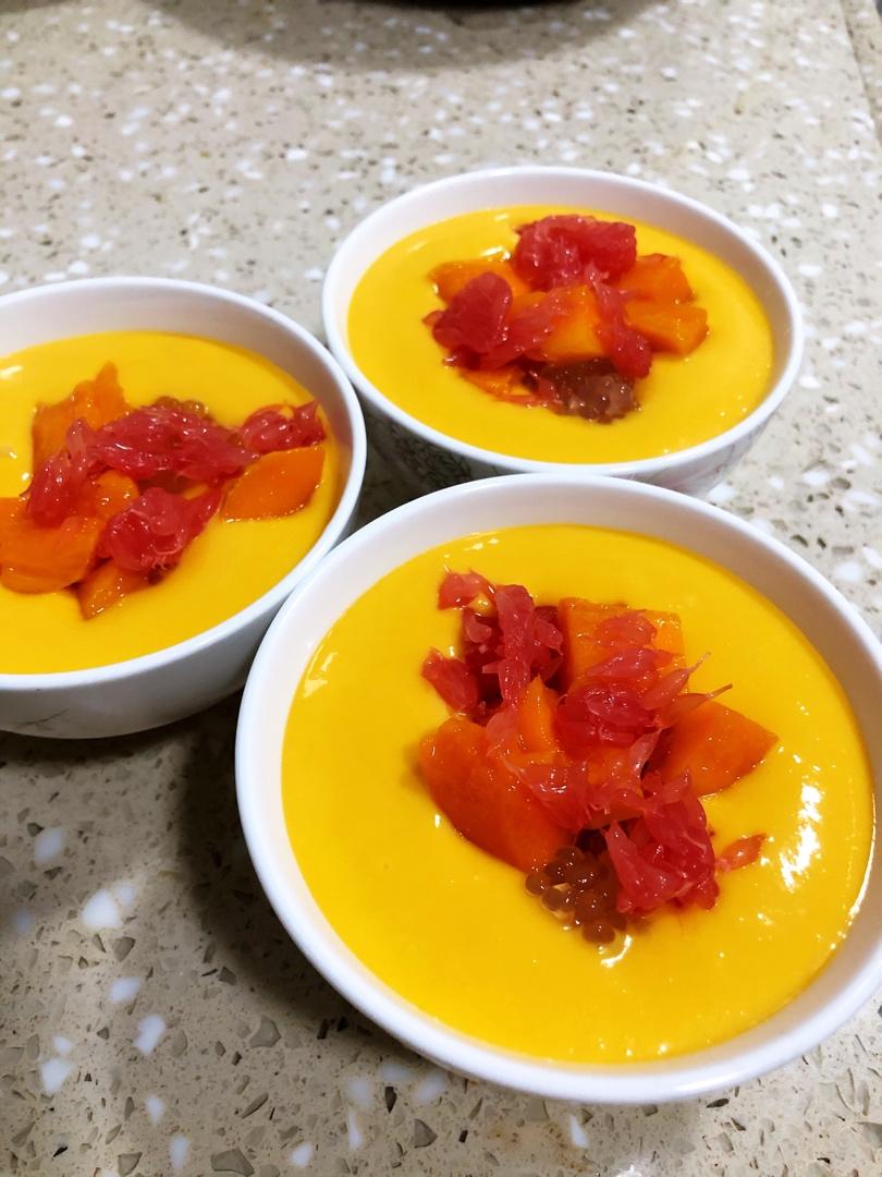 港式甜品——杨枝甘露(芒果西米露)附芒果花切法