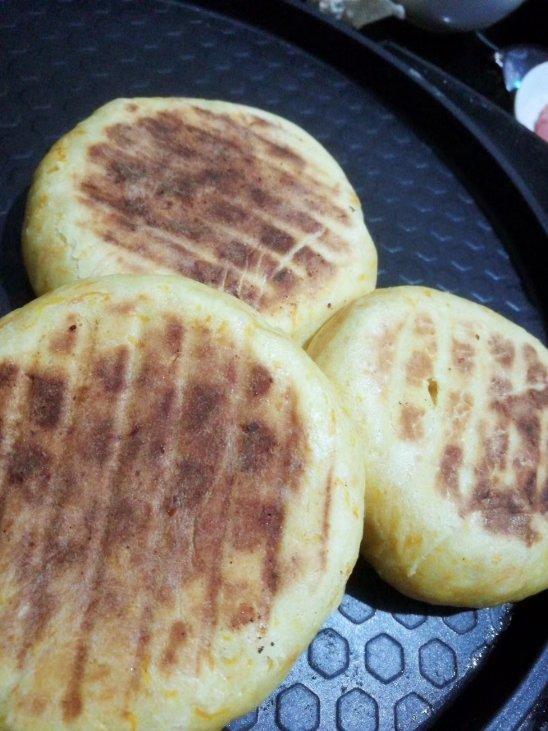 堂妈小厨——发面南瓜饼