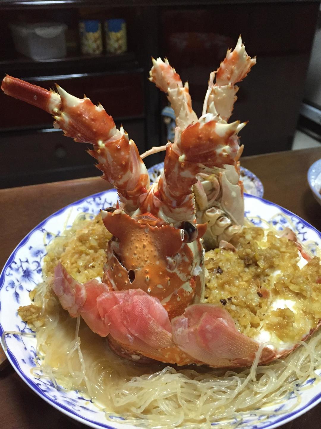 蒜蓉粉丝蒸龙虾