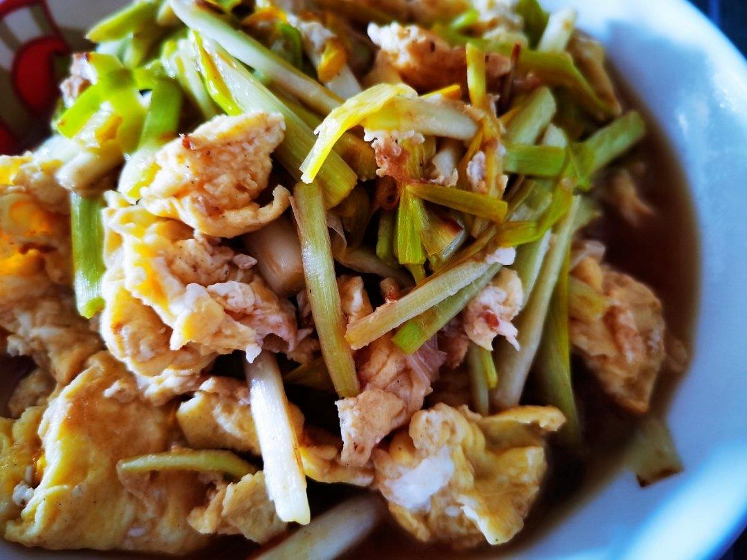 老丁的私房菜－韭黄炒鸡蛋