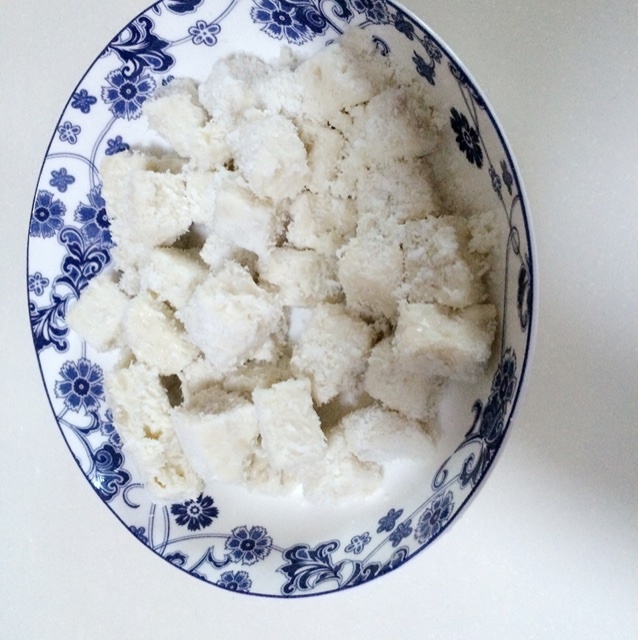 椰丝牛奶小方糕