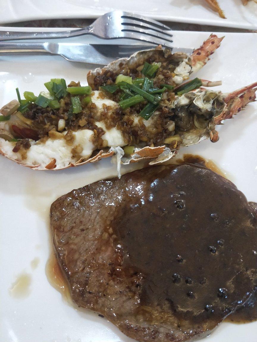 黑椒牛排（配土豆/鸡蛋，意面/蔬菜）