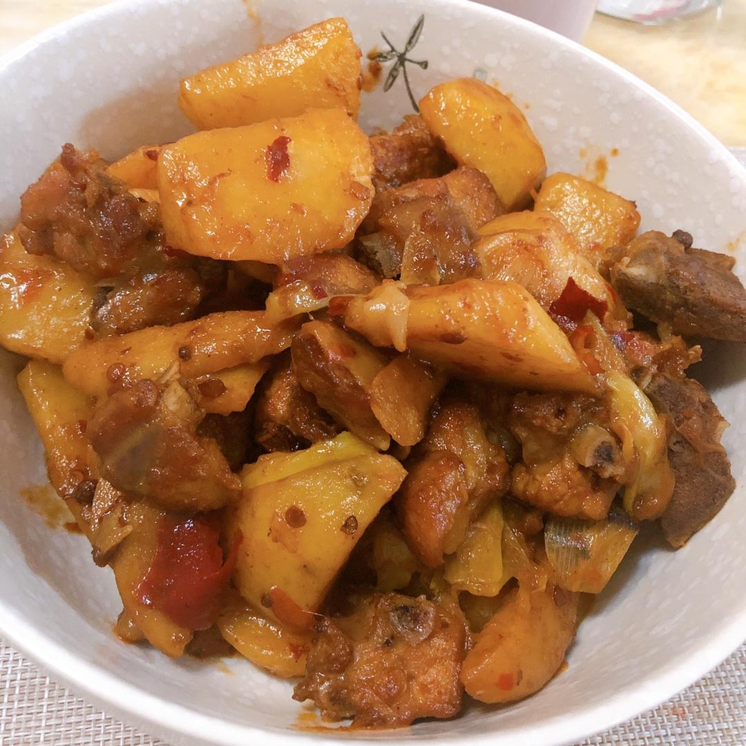 土豆烧排骨