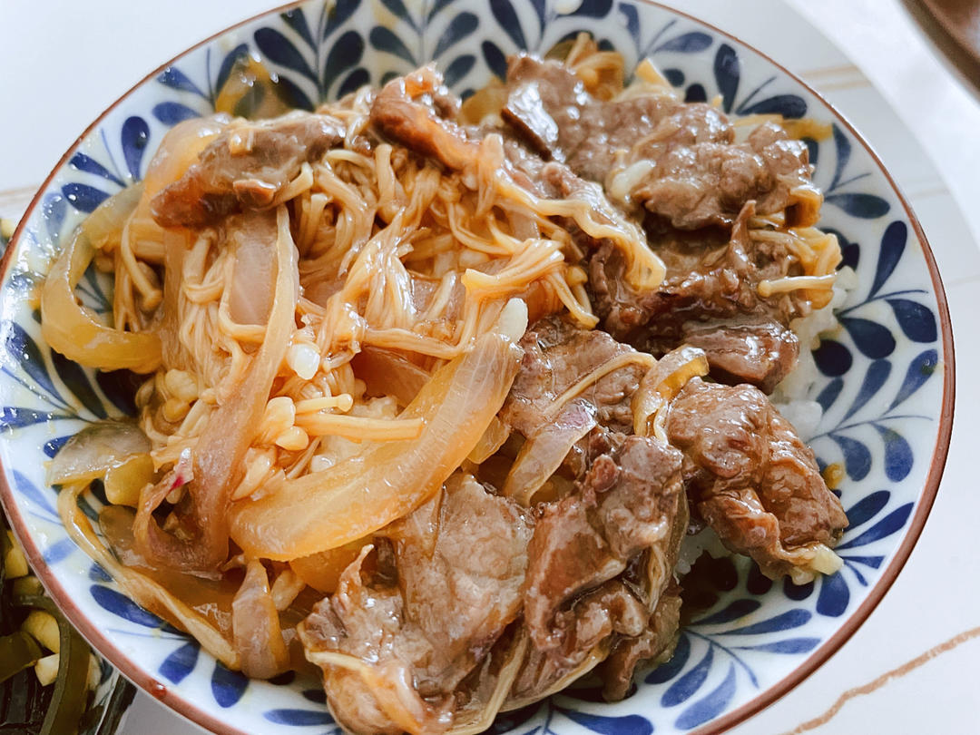肥牛饭