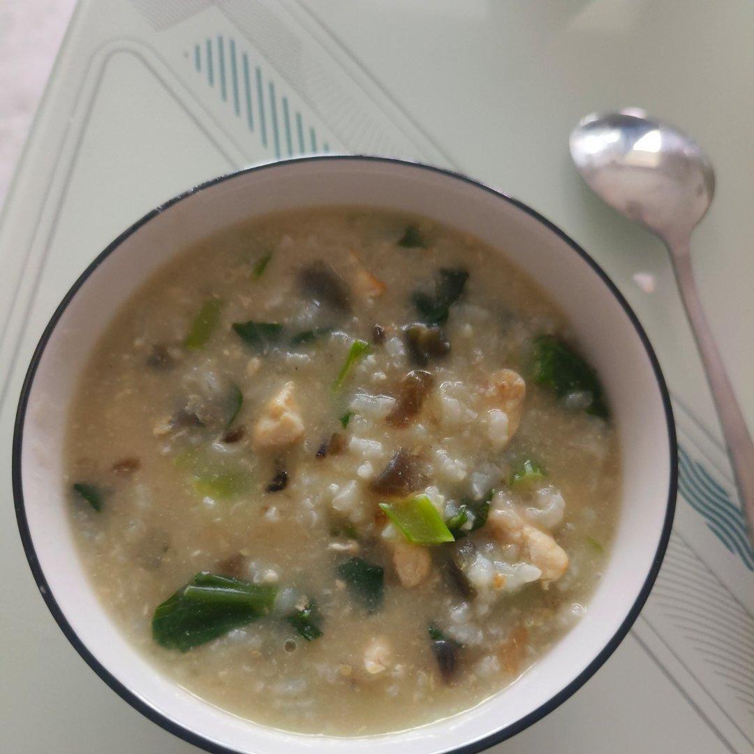 妈妈👩教我做的皮蛋瘦肉粥🥣简单快捷美味😋