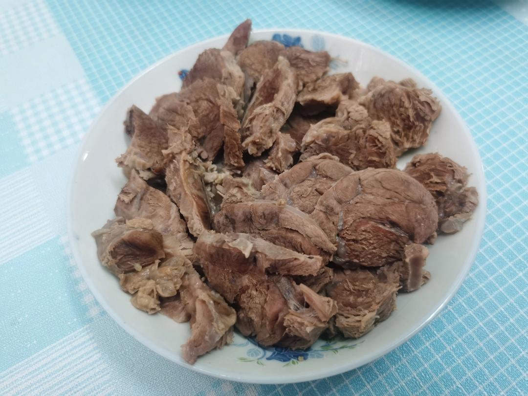 极简清炖牛腱