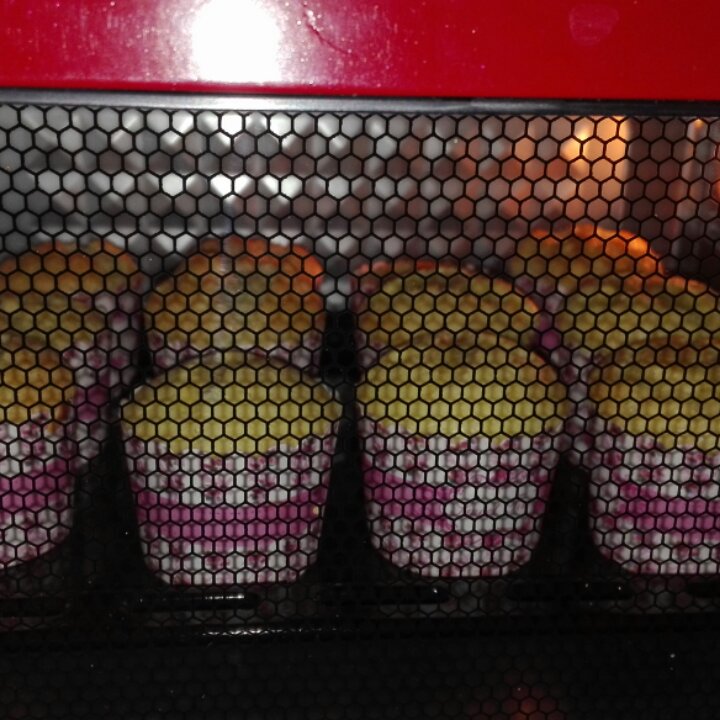 软绵绵戚风纸杯蛋糕