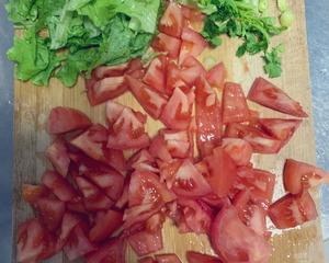 西红柿鸡蛋疙瘩汤的做法 步骤1