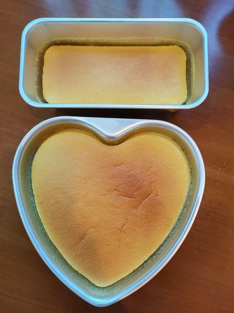 不开裂不回缩不掉皮的酸奶水浴法蛋糕