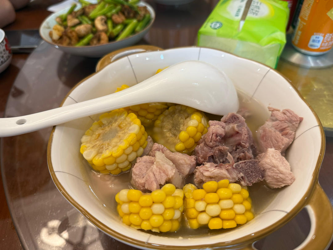玉米排骨汤