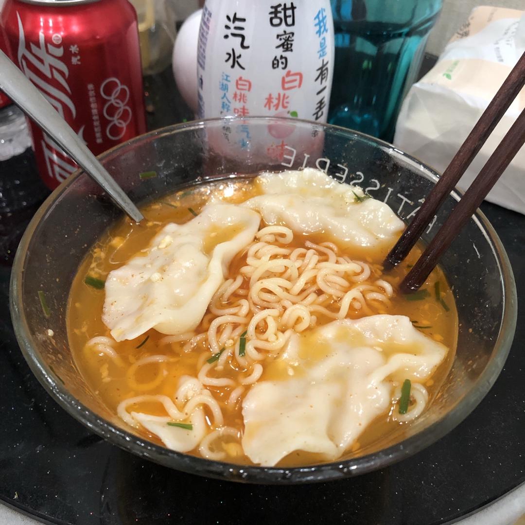 巨好吃酸爽的酸汤水饺