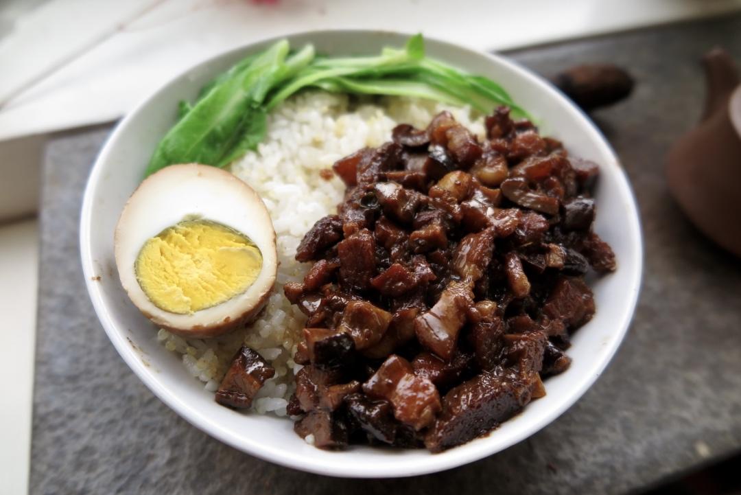 【卤肉饭】