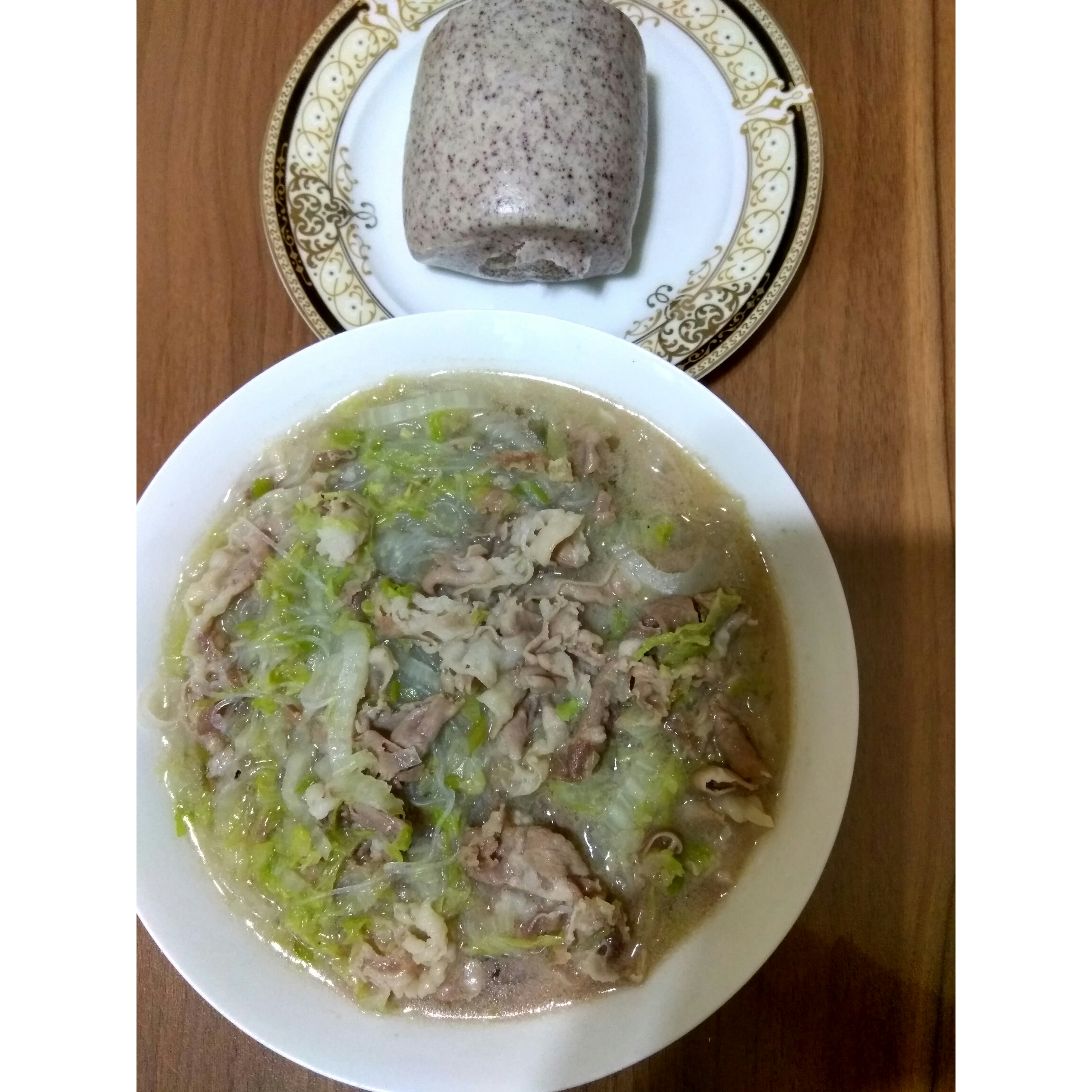 酸菜汆羊肉
