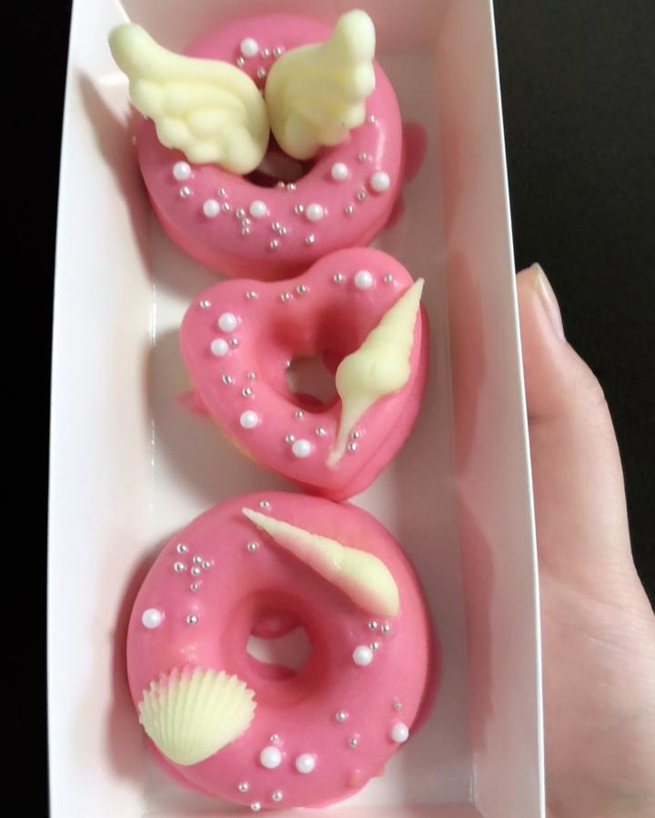 松软可口甜甜圈