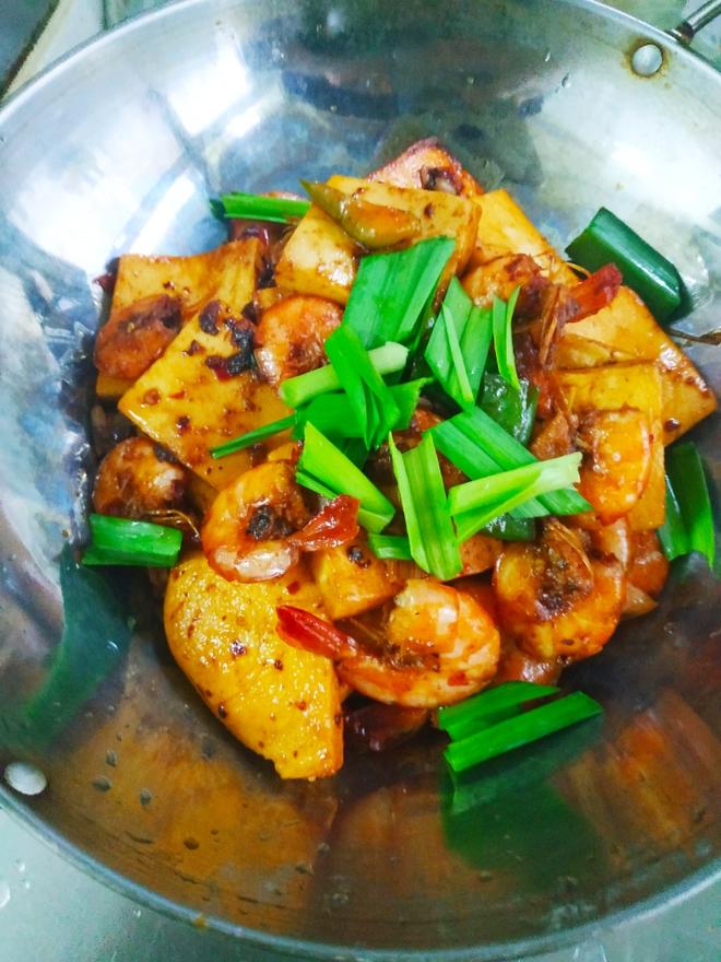 干锅虾——虾和千叶豆腐是绝配，虾和洋葱不能一起吃的做法
