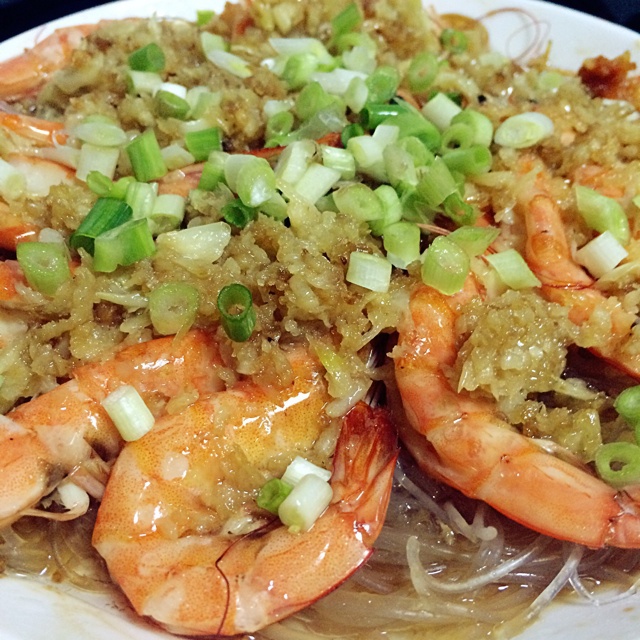 蒜蓉粉丝蒸虾