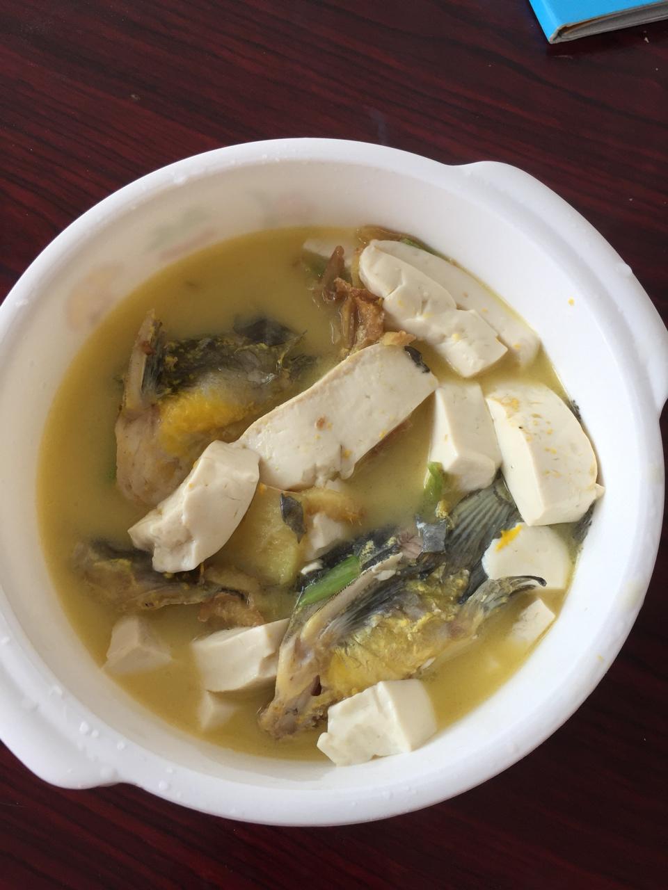 黄骨鱼豆腐汤