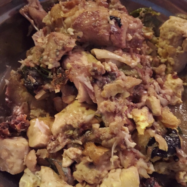 香蒜鲶鱼豆腐煲