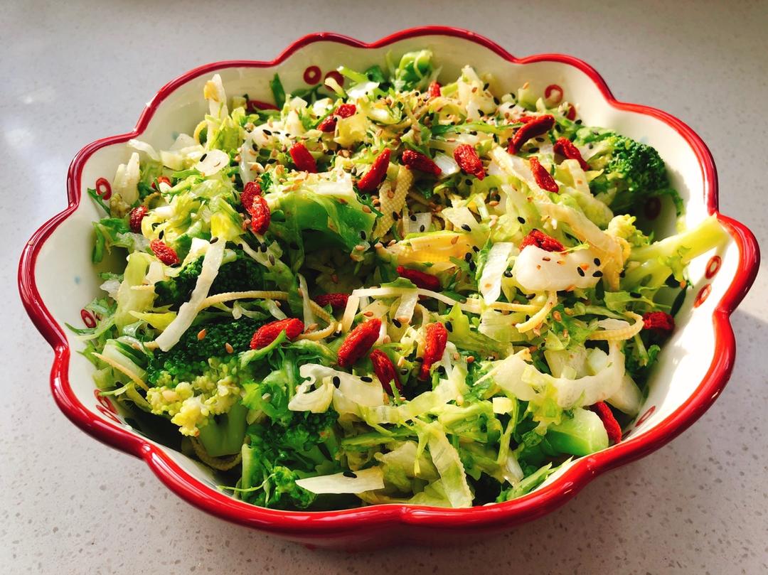 食尚小煮做的一碗汁搞定的什锦大拌菜