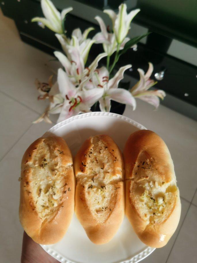 蒜香面包