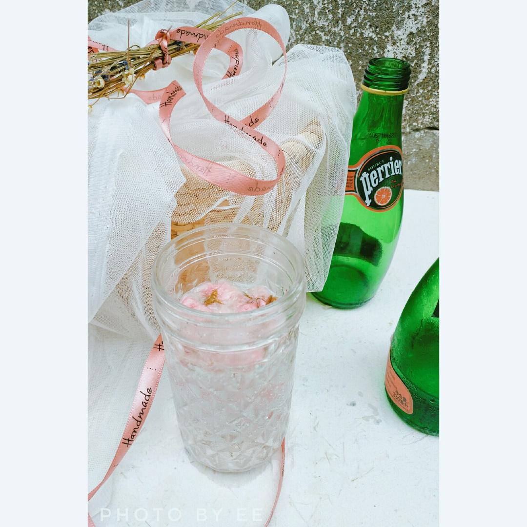 樱花🌸气泡水