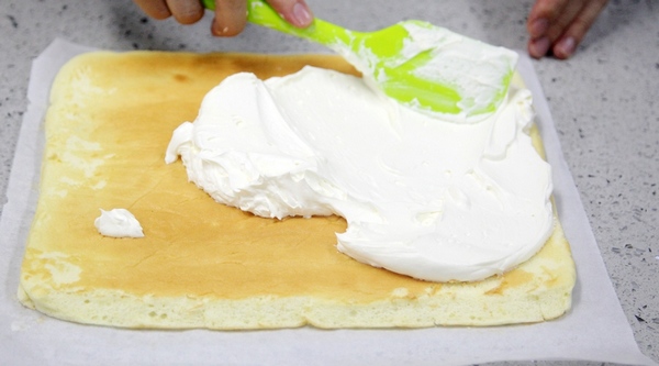 奶牛蛋糕卷+长颈鹿蛋糕卷的做法 步骤16