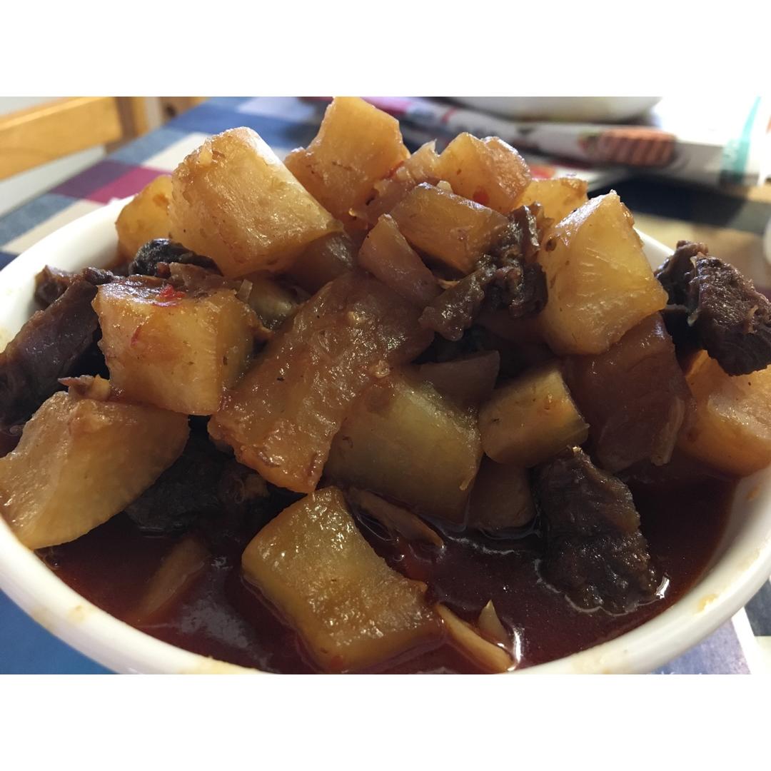 川味红油萝卜炖牛肉
